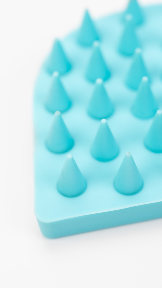 Waterdrop-Shaped Silicone Scalp Brush