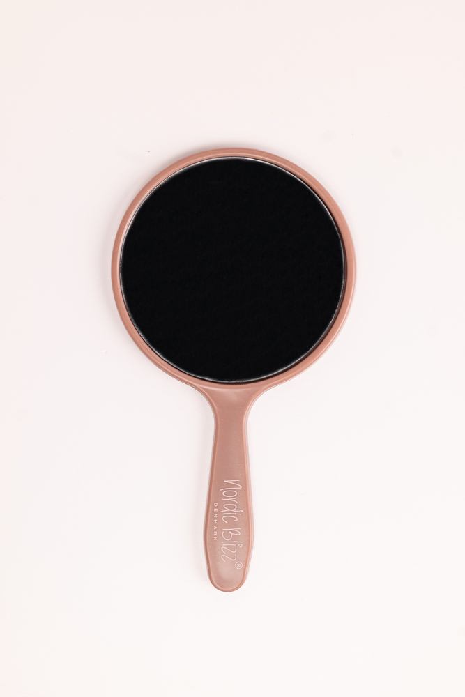 Mirror With Handle