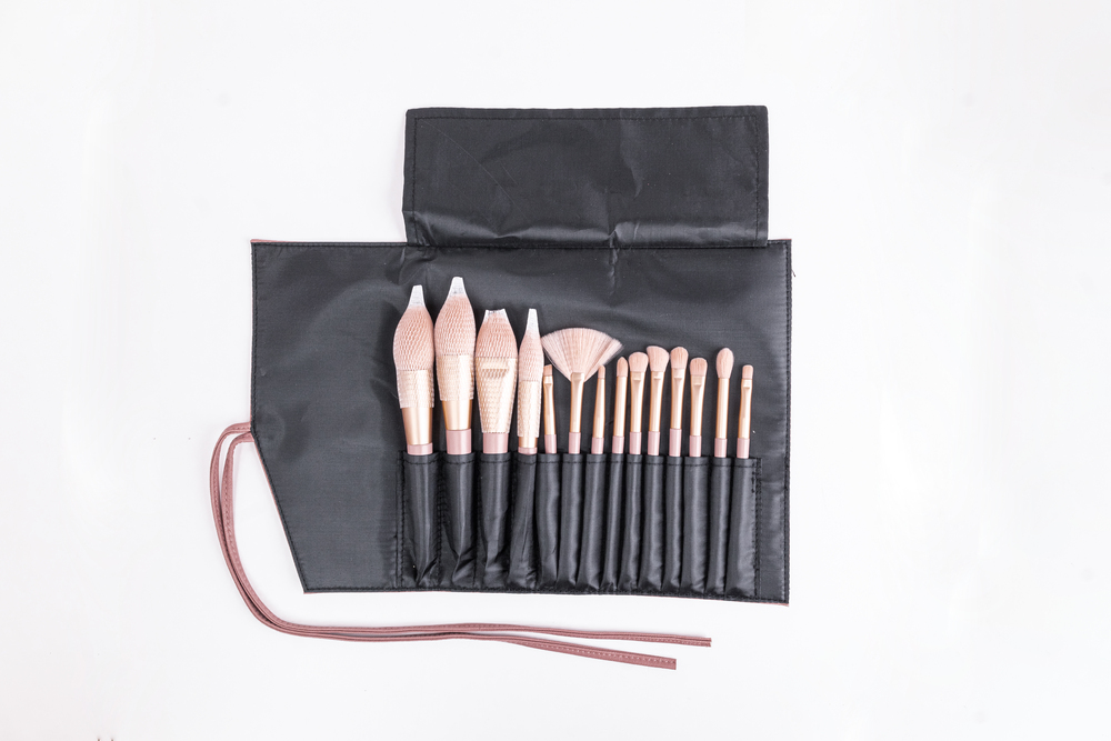 Makeup Brush Set With A Flash Bag