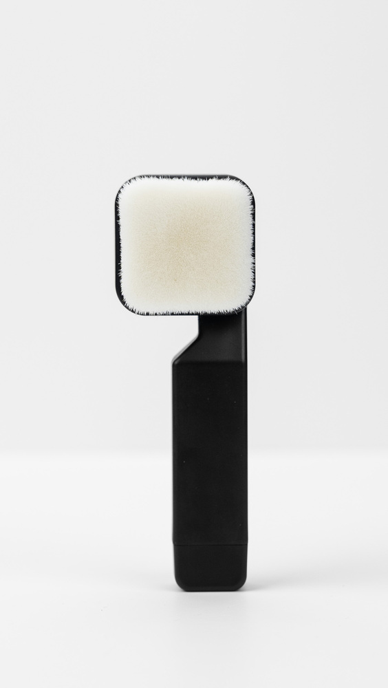 Dual-Sided Facial Cleansing Brush with Handle