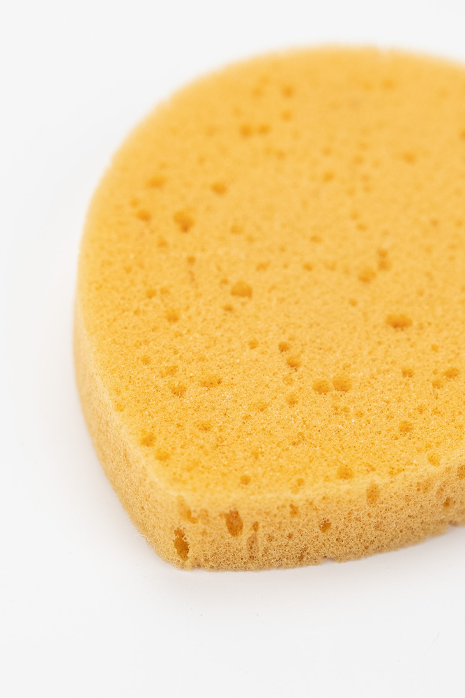 Drop-shaped Facial Cleansing Sponge