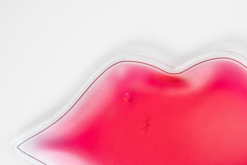 Red Lip Gel Pad – Cold Compress