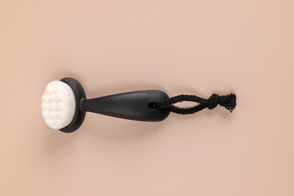 Facial Cleanser With Handle
