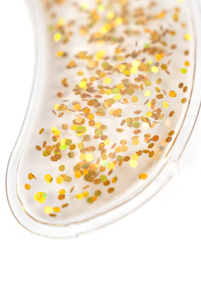 Gold Glitter Under-Eye Gel Pads -– Cold Compress